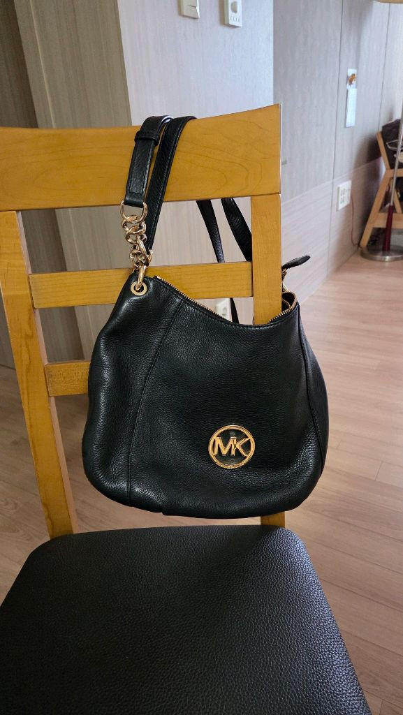 마이클 코어스 천연가죽 가방 이미지