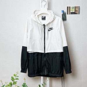 나이키 여성 윈드러너 바람막이 M