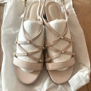 벨벳 스트랩 샌들(포멜카멜) 250