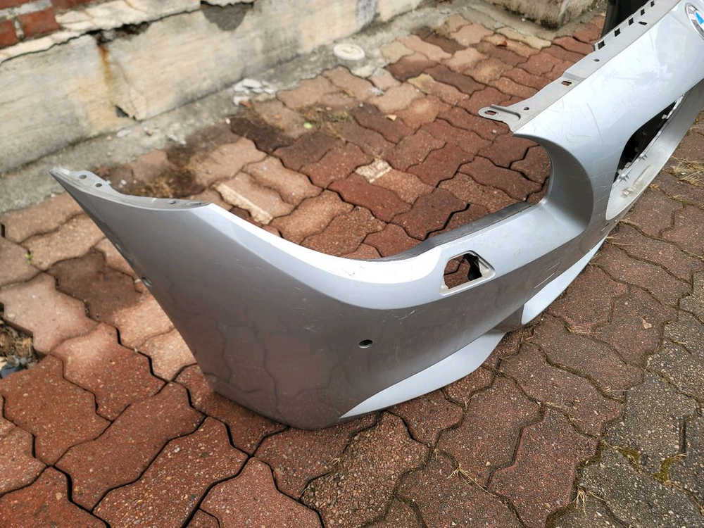 수입차 중고부품BMW 5 시리즈 앞 범퍼 전범퍼 F10 F11 범퍼 앞 범퍼 이미지