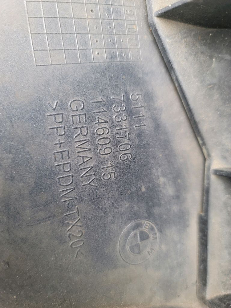 수입차 중고부품BMW 5 시리즈 앞 범퍼 전범퍼 F10 F11 범퍼 앞 범퍼 이미지