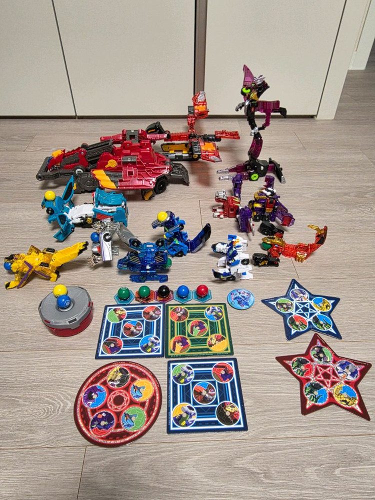 메카드볼-하이퍼캐논 등 11종+볼피커+볼22개+캐릭터스토퍼 5개 +베틀판6개--2