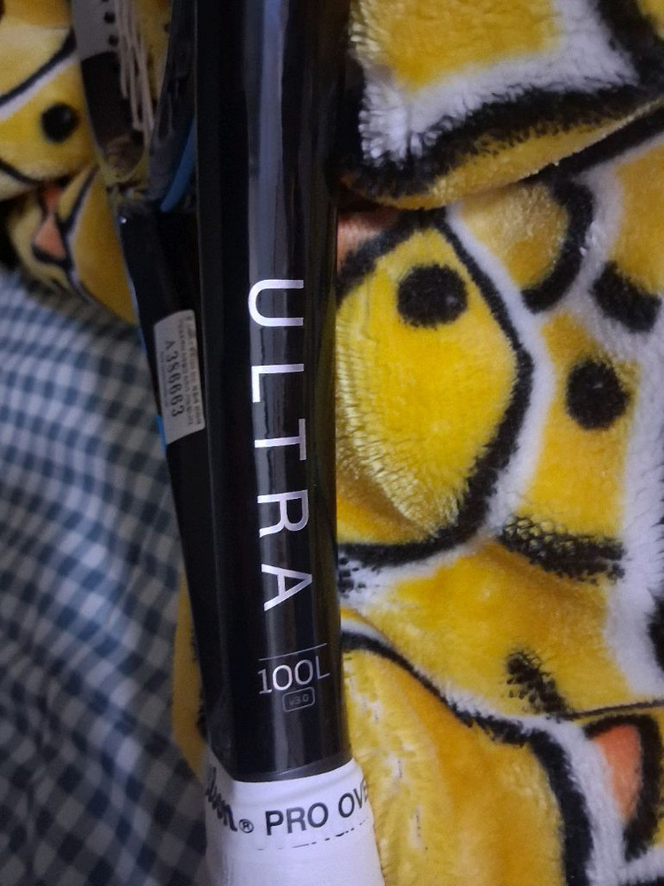 윌슨 울트라 테니스라켓--4