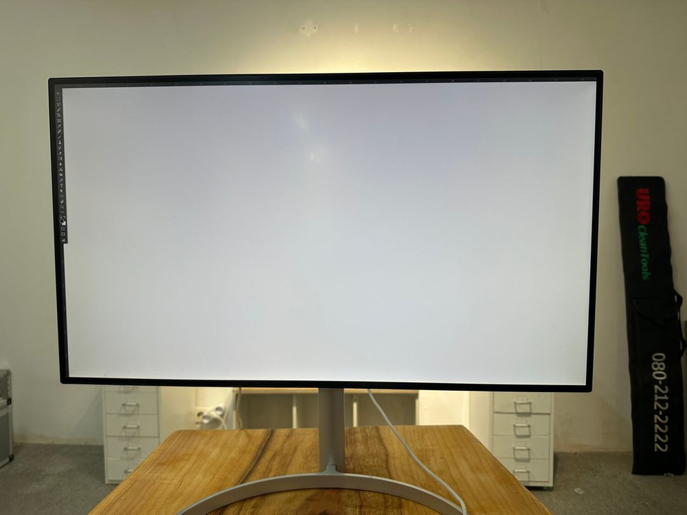 LG 32인치 32UL950 썬더볼트 4K 모니터 이미지