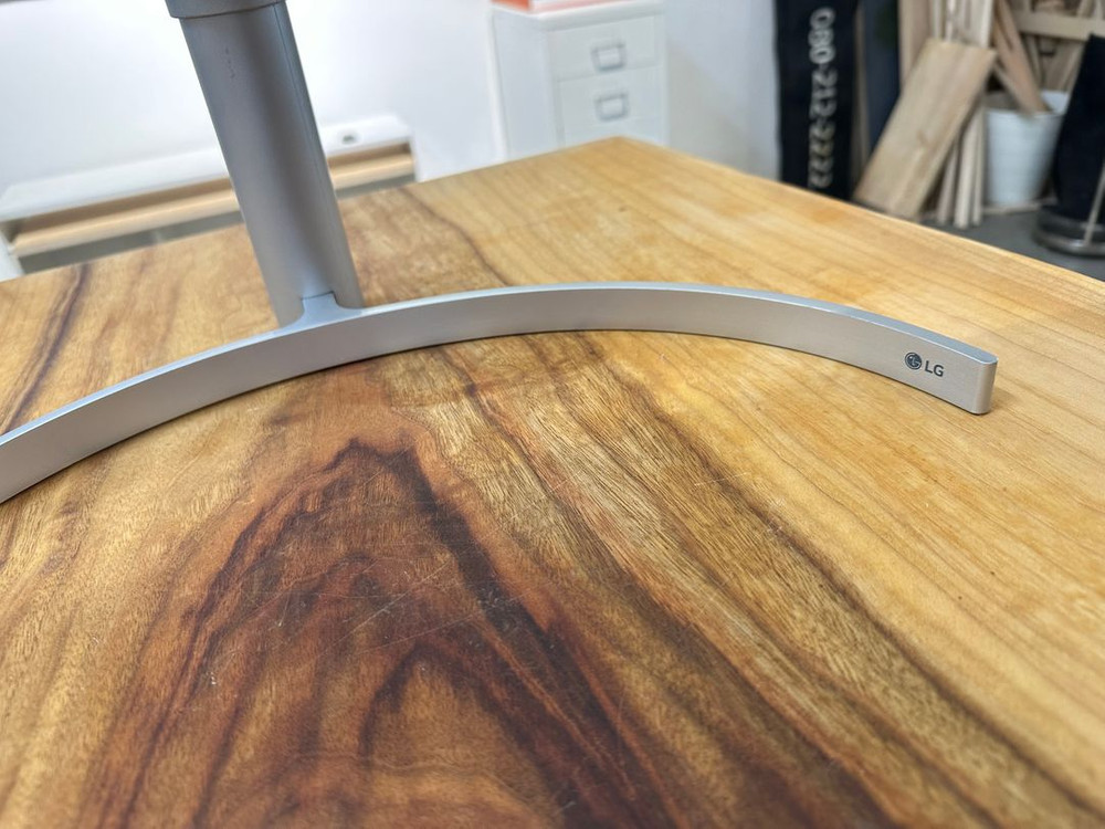 LG 32인치 32UL950 썬더볼트 4K 모니터 이미지