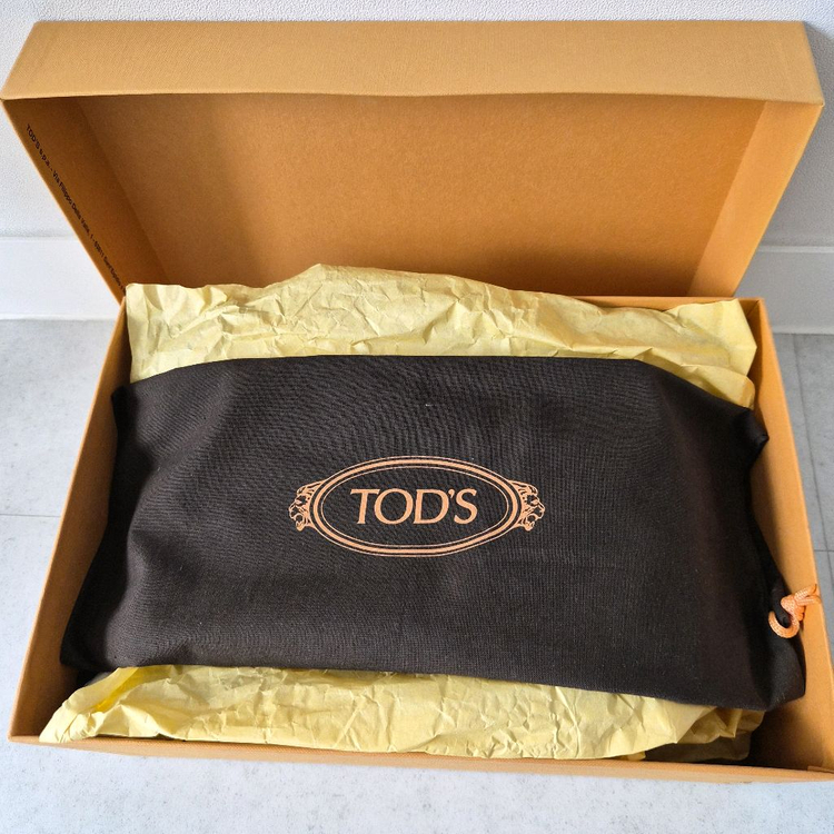 토즈 1T 41사이즈 새상품입니다 265--6