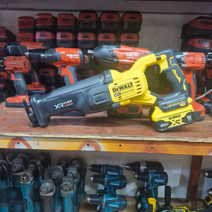 디월트충전컷쏘 DCS386 플렉스볼트어드밴스 디월트컷쏘 S급