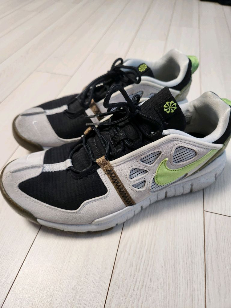 나이키 운동화 프리 테라 비스타 넥스트 네이처 DM0861-002 사이즈275바닥닳음 거의 없어요 바닥 사용감 외에--2