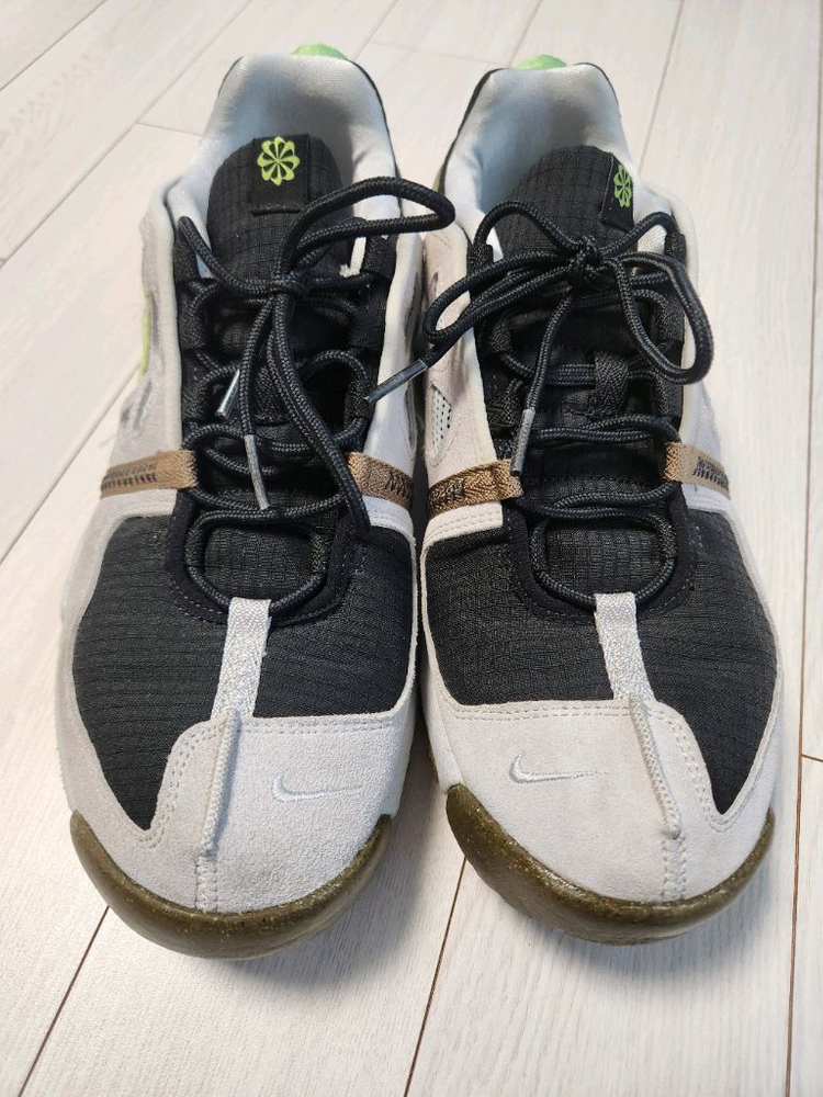 나이키 운동화 프리 테라 비스타 넥스트 네이처 DM0861-002 사이즈275바닥닳음 거의 없어요 바닥 사용감 외에--3
