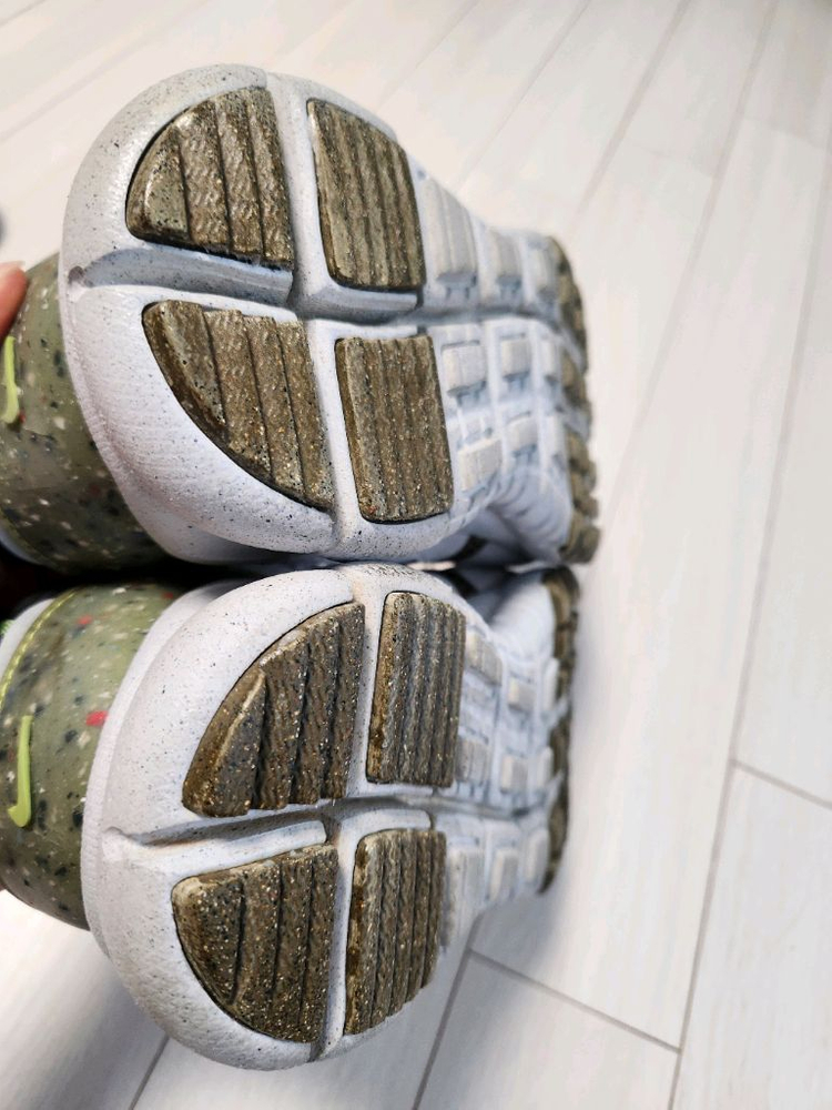 나이키 운동화 프리 테라 비스타 넥스트 네이처 DM0861-002 사이즈275바닥닳음 거의 없어요 바닥 사용감 외에--8