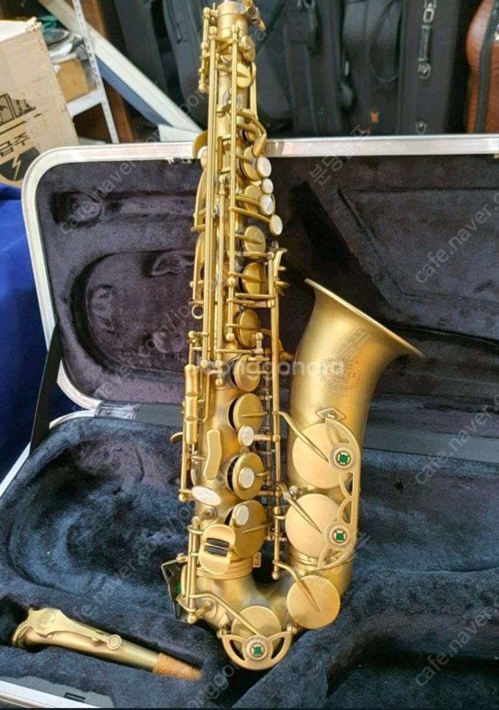 셀마 레퍼런스 급 가성비최고의 엔틱 알토색소폰 프랑스 셀마장인의 명기 제니쿠퍼입니다. 이미지