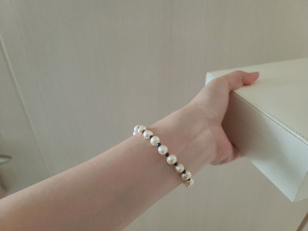 새상품 ) 여성 진주 네이비비즈팔찌 악세사리/피아제티파니 이미지