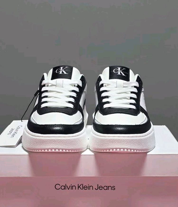 캘빈클라인 스니커즈 240~245 [새상품]--1