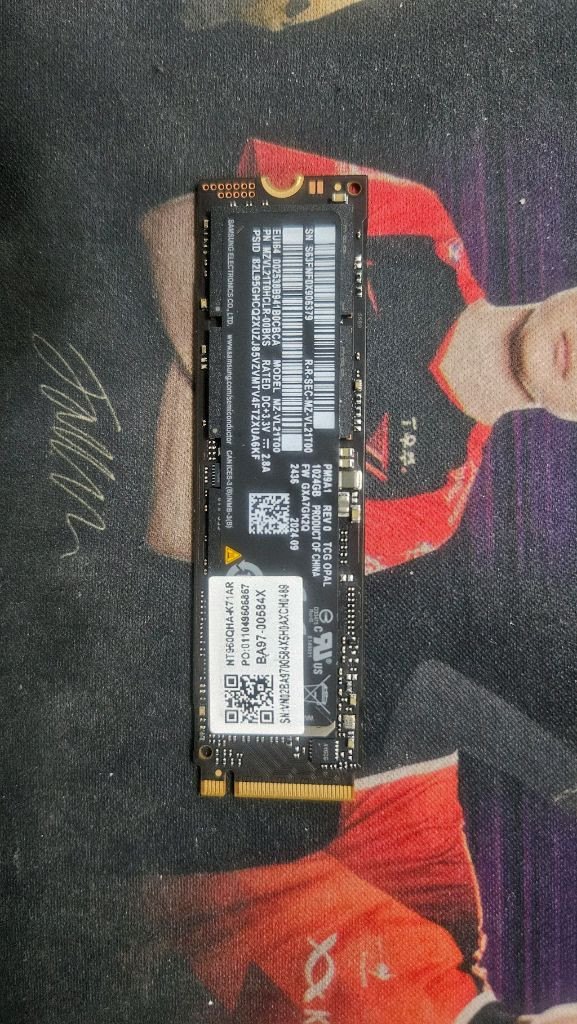 삼성 PM9A1 M.2 NVMe SSD 1TB--0