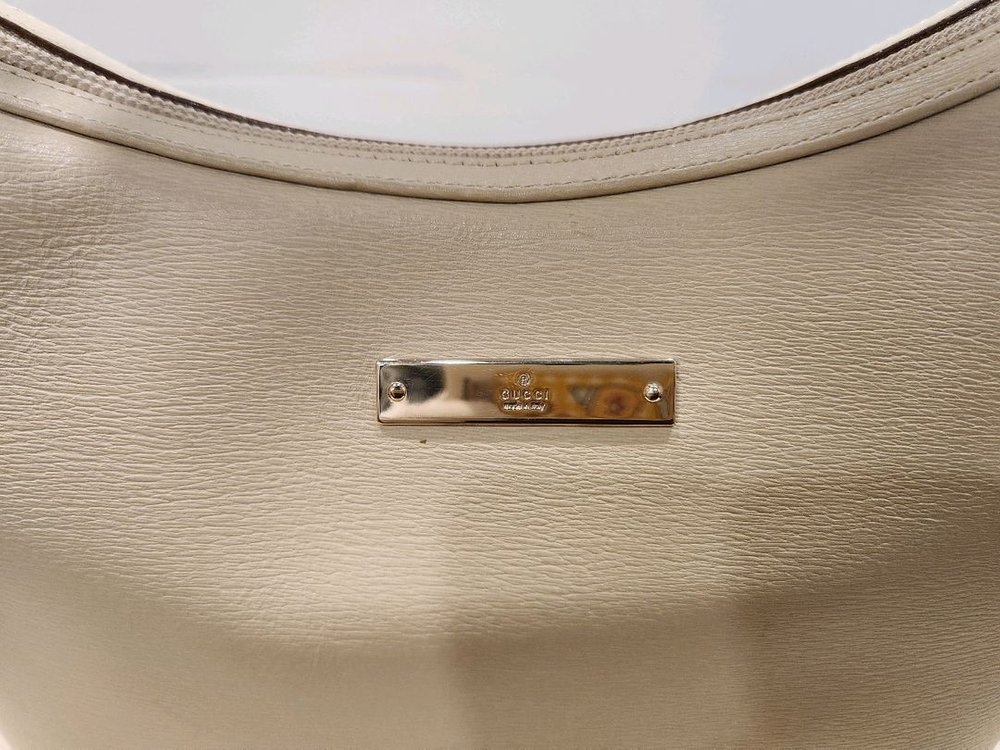 (정품) 구찌 빈티지 화이트 레더 호보 숄더백 (희소모델)--2