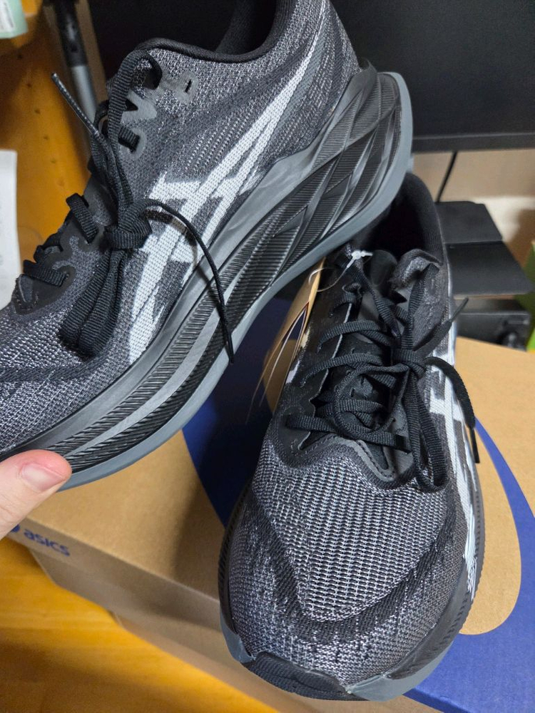 [새제품] 아식스 슈퍼블라스트2 블랙 270 275--1