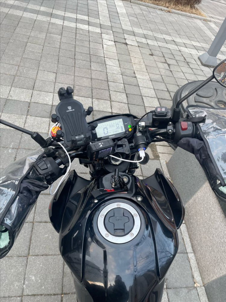 스즈키 gsx-s125 19년식 블박2채널 이미지