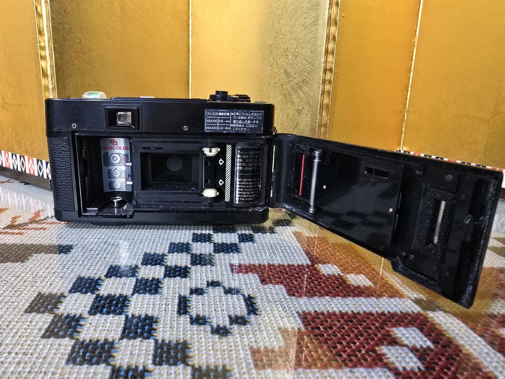 후지카 AUTO-5 자동필름카메라 이미지
