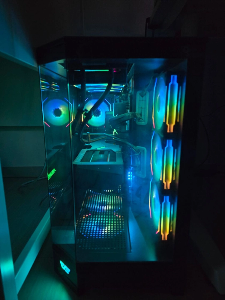 조립PC (라이젠7-7800X3D + RTX 4070 Ti SUPER Master D6X 16GB) 이미지