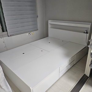 LED 수납형 서랍형 침대 프레임