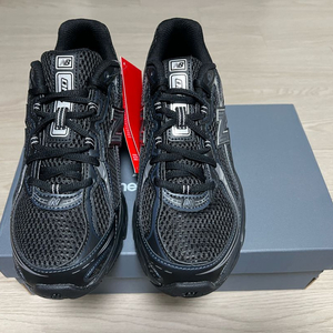 뉴발란스 740 블랙 실버 메탈릭 245 판매