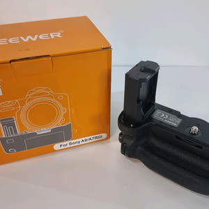 NEEWER VG-C3EMRC 소니 A9/A7RIII 세로그립 이미지