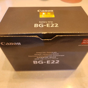캐논 eos r 전용 카메라 배터리 세로그립BG-E22 팝니다.