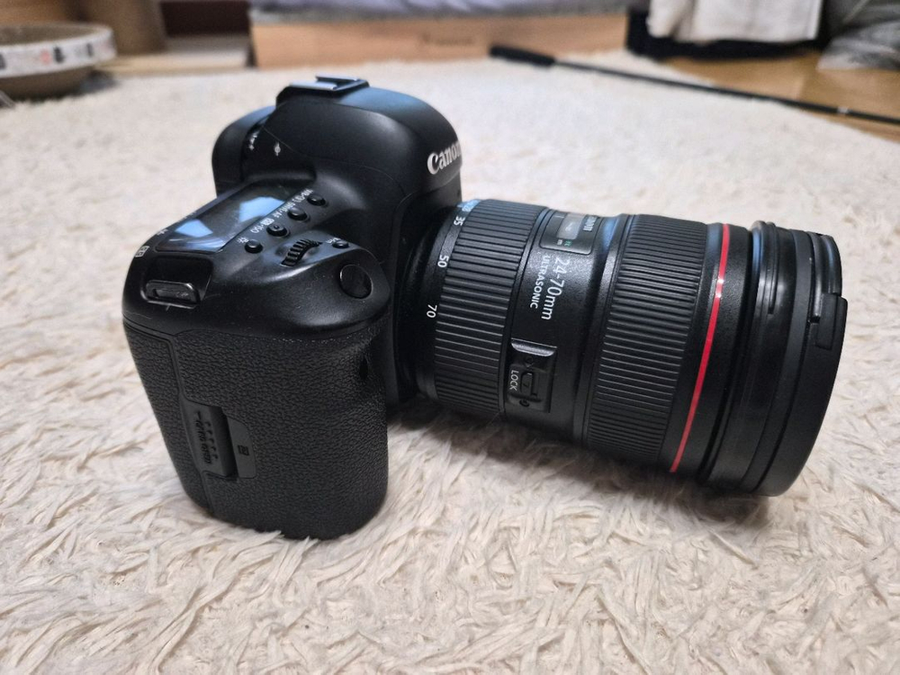 풀프레임 DSLR 카메라 (캐논 eos 5d mark IV+24-70mm F2.8렌즈) 5D마크4 오맠4 오맠포 이미지