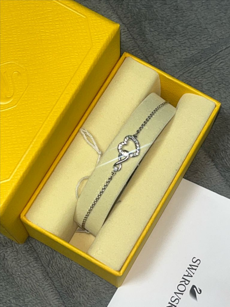 스와로브스키 인피니티 하트 팔찌--1