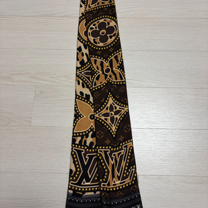 루이비통 LV 월드 방도 스카프 풀박스