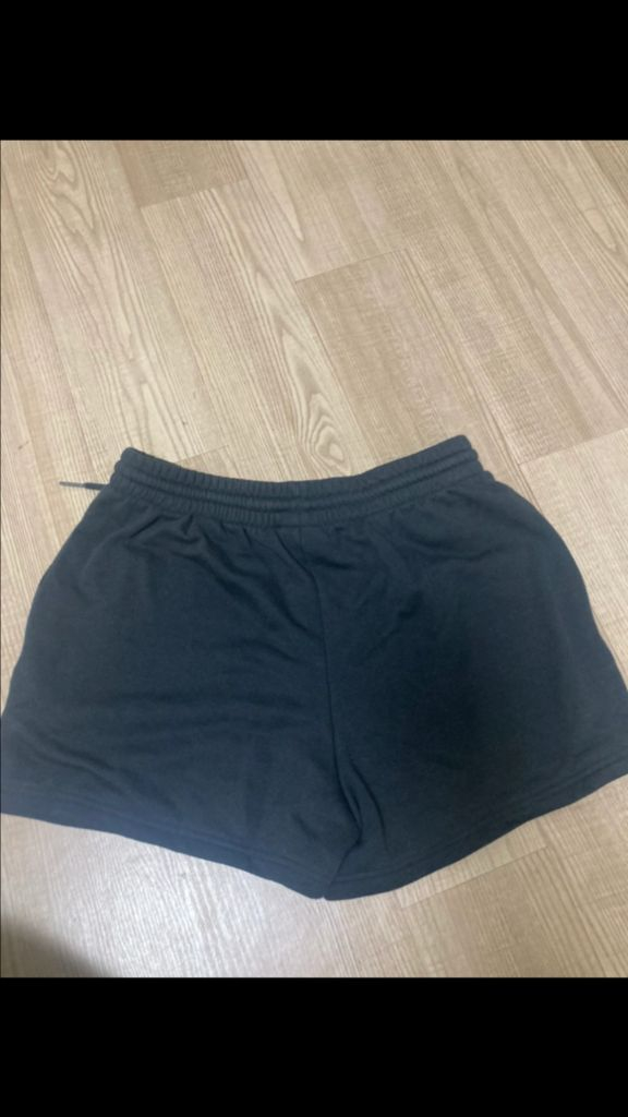 뉴발란스 반바지(한번 피팅만 해본 새상품)--1