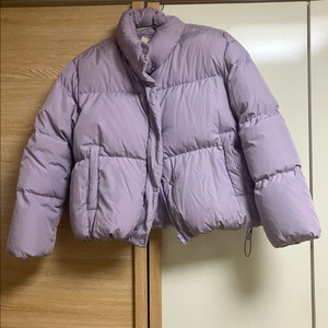 로엠 연보라 크롭 패딩