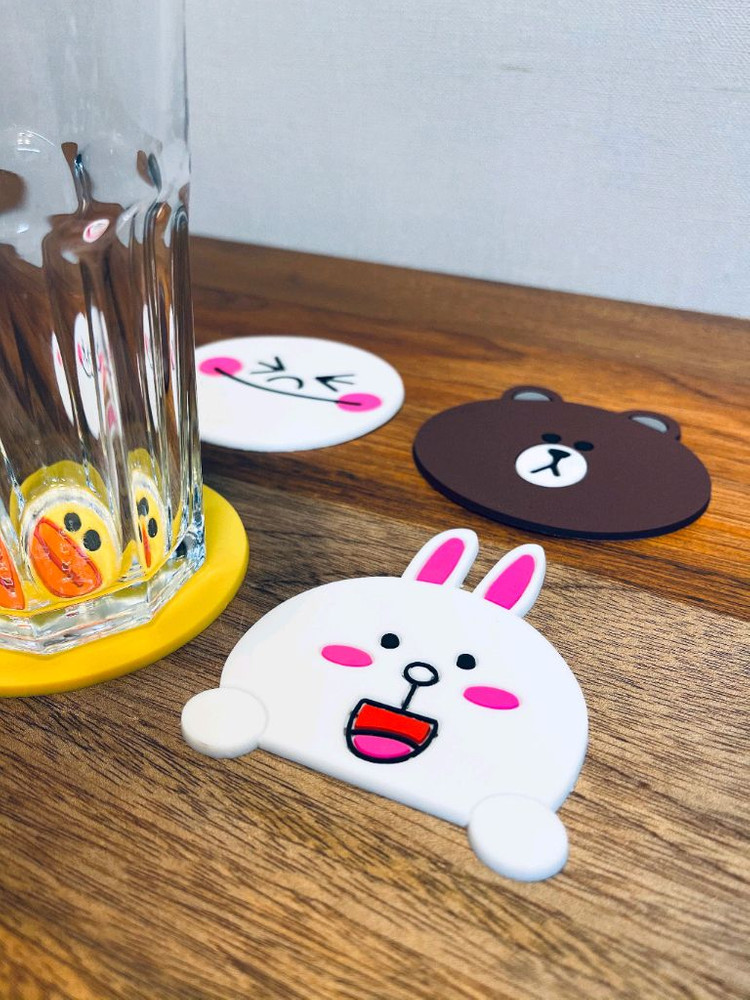 새상품 라인프렌즈 컵받침 4개 세트--4