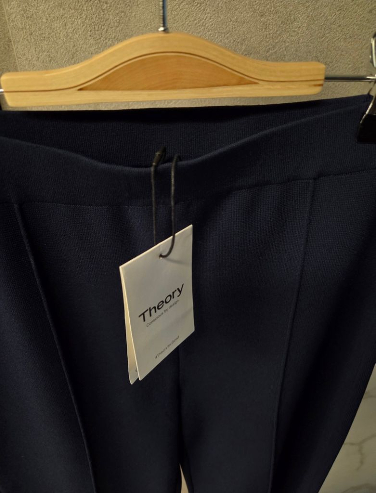 Theory 띠어리 여성 니트 플레어 팬츠 바지 네이비 새상품 빈스 타임 마인 랑방 더캐시미어 르베이지 이자벨마랑--1