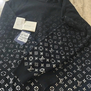 루이비통 모노그램 후드티 판매합니다 이미지