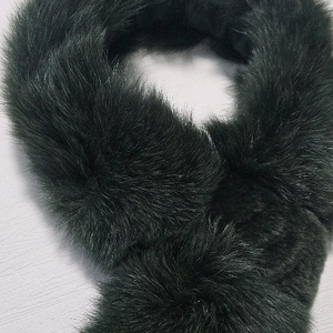 사가폭스 퍼 목도리 보관새제품 그린색상 택포가격