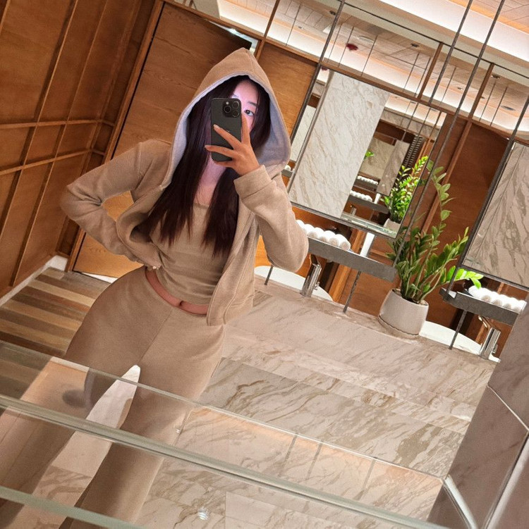 엔뉴엘 탄탄 니트지 하이틴 셋업 오트베이지 기본기장 이미지