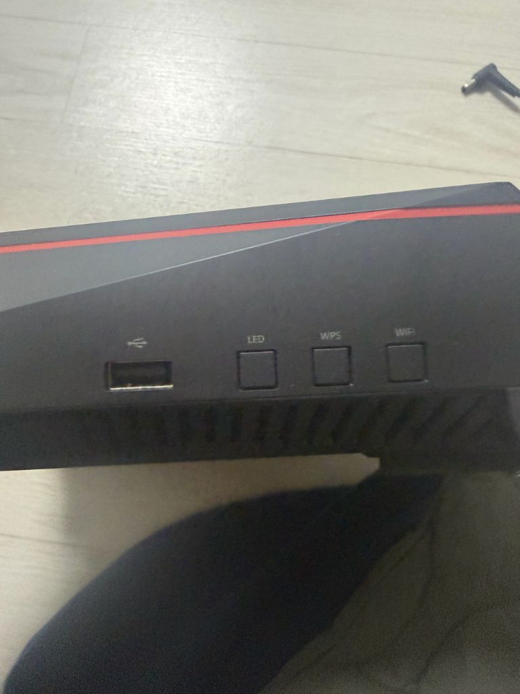 ASUS RT-AC5300 트라이 밴드 공유기--4