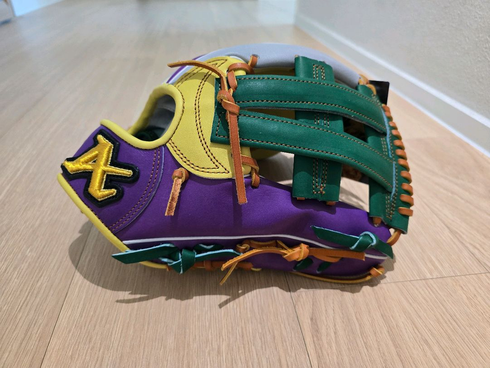 (교환사절)(새제품)아톰즈 내야 글러브 12인치 한동희 선수모델 무자수 고쿠보웹 옐로우/그린 24-GI25A--7