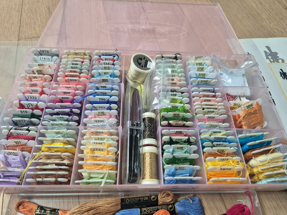 십자수실, 도안, 천 등 세트--1