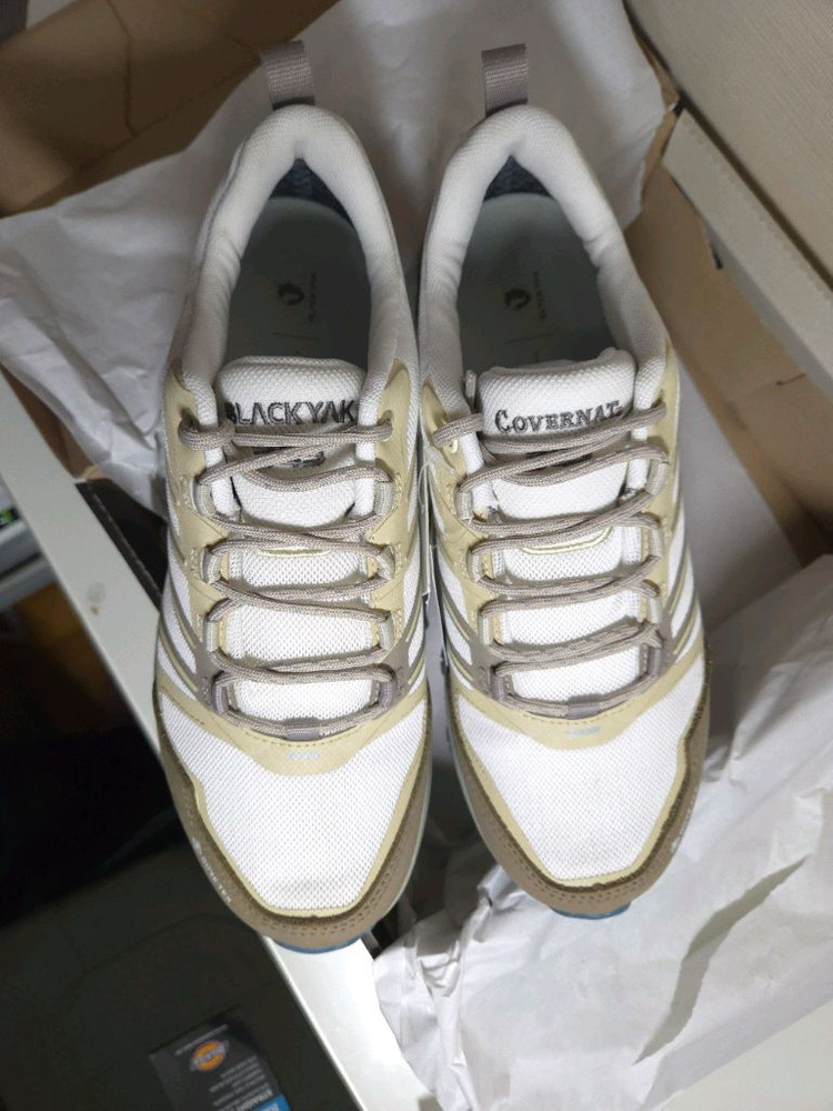 (새상품) 커버낫 X 블랙야크 고어텍스 트레킹화 등산화 베이지--9