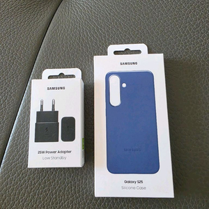 미개봉 새제품 갤럭시 s25 정품 케이스 충전기 일괄 팝니다