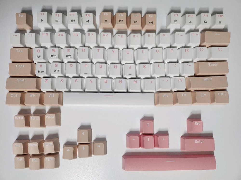 텐키리스 키캡 + 포인트키캡 화이트/핑크/베이지 조합 이미지