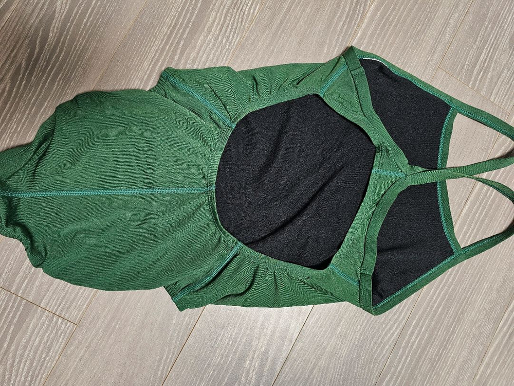 나이키 레이서백 골지그린 수영복--2