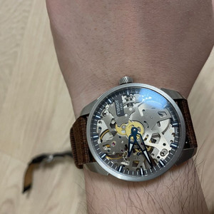 티쏘 스켈레톤 티컴플리케이션 기계식 시계