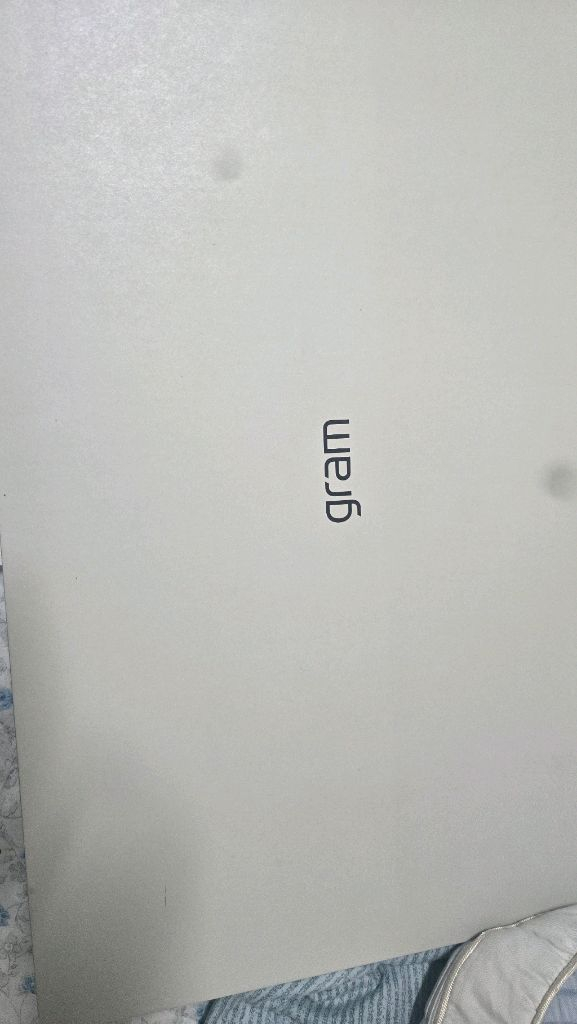 Lg 그램 17Z90TR-ED7WK 팝니다--5