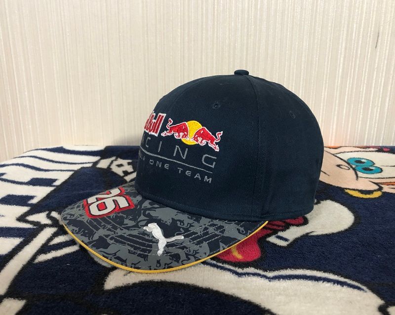 포뮬러 원(F1) 푸마 레드불레이싱 드라이버캡/모자 #26 다닐 크비야트--1