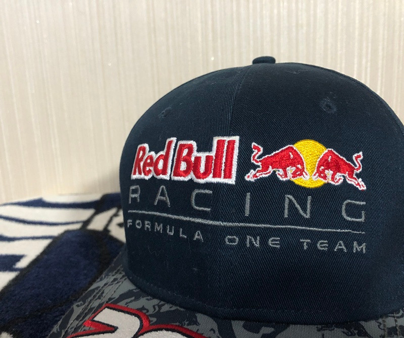 포뮬러 원(F1) 푸마 레드불레이싱 드라이버캡/모자 #26 다닐 크비야트--4