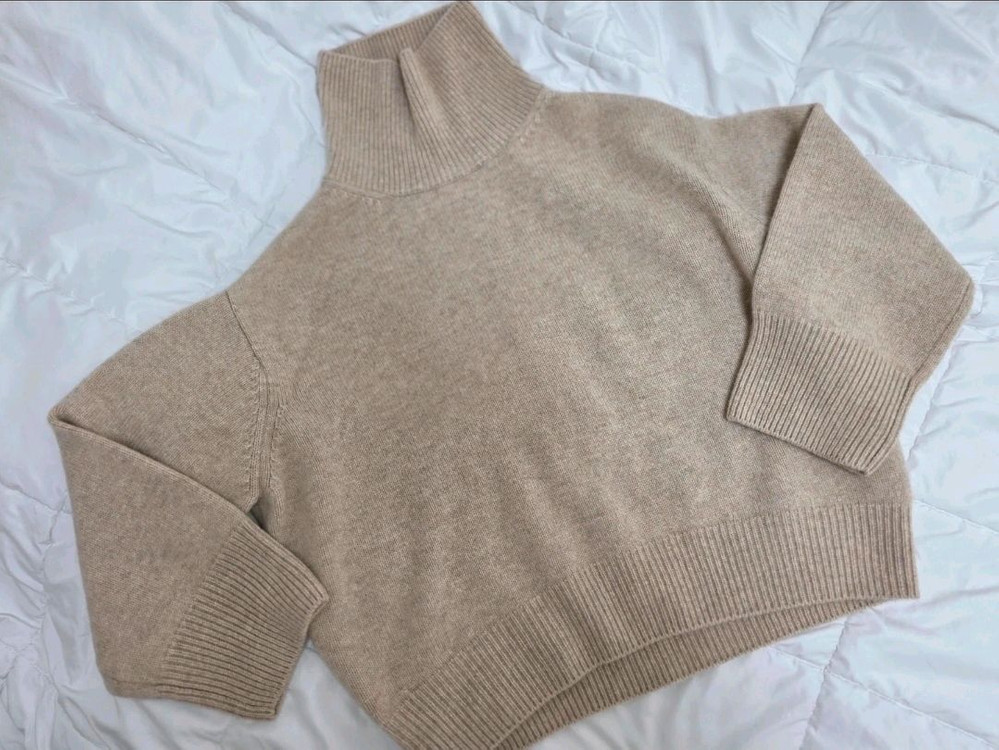 유메르 캐시미어100 터틀넥 니트--1