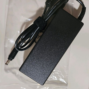 아답터 노트북아답터 19V 4.74A 90W